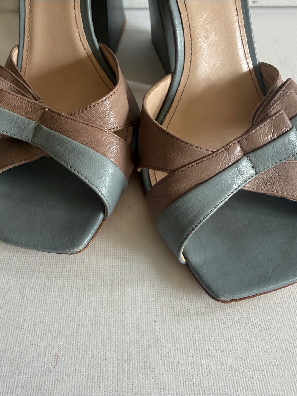 Cavallini Women's Taupe and Slate Blue Bow Slingback Heel Sandals Women Size 9 - Picture 7 of 13